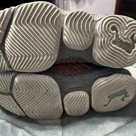 Nike LeBron XVI 16 aka Fruity Pebbles - Picture 14 of 16